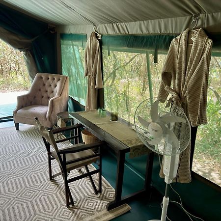 Olkinyei Mara Tented Camp Talek Екстер'єр фото